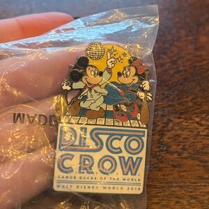 Cast member exclusive Disney Mickey and Minnie Disco Crow trading Pin - 2019